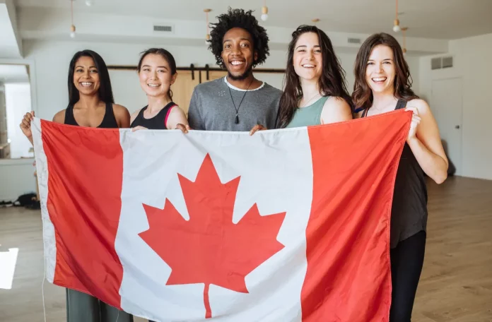 اللغة الإنجليزية والهجرة إلى كندا: كيف يمكن أن تساعد؟